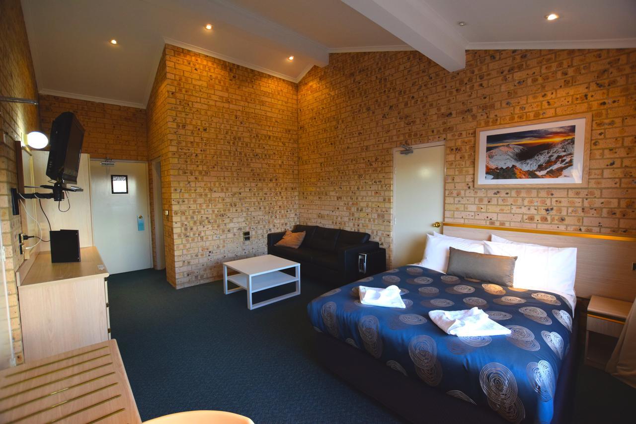Alpine Resort Motel Jindabyne Exterior photo