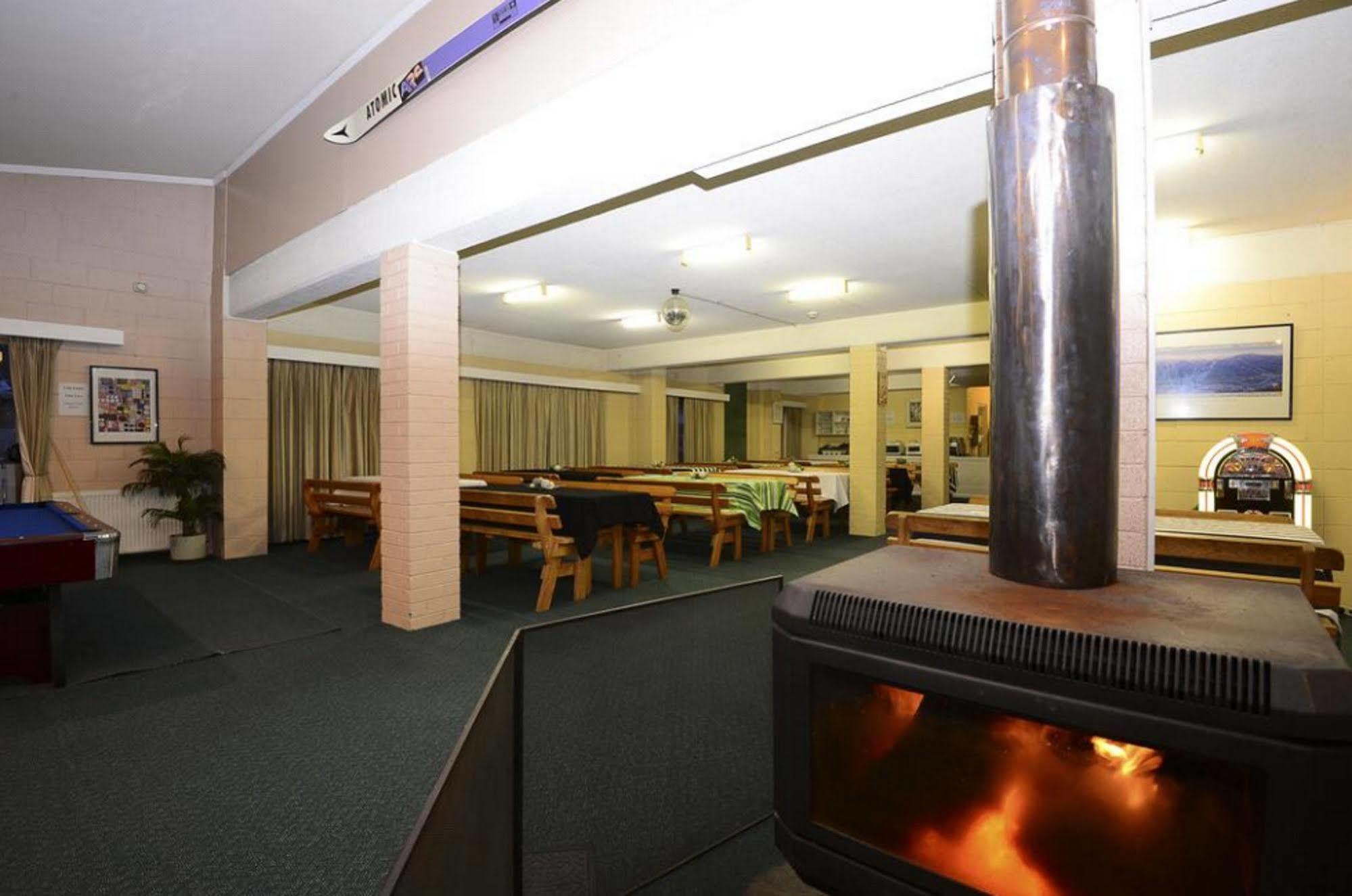 Alpine Resort Motel Jindabyne Exterior photo