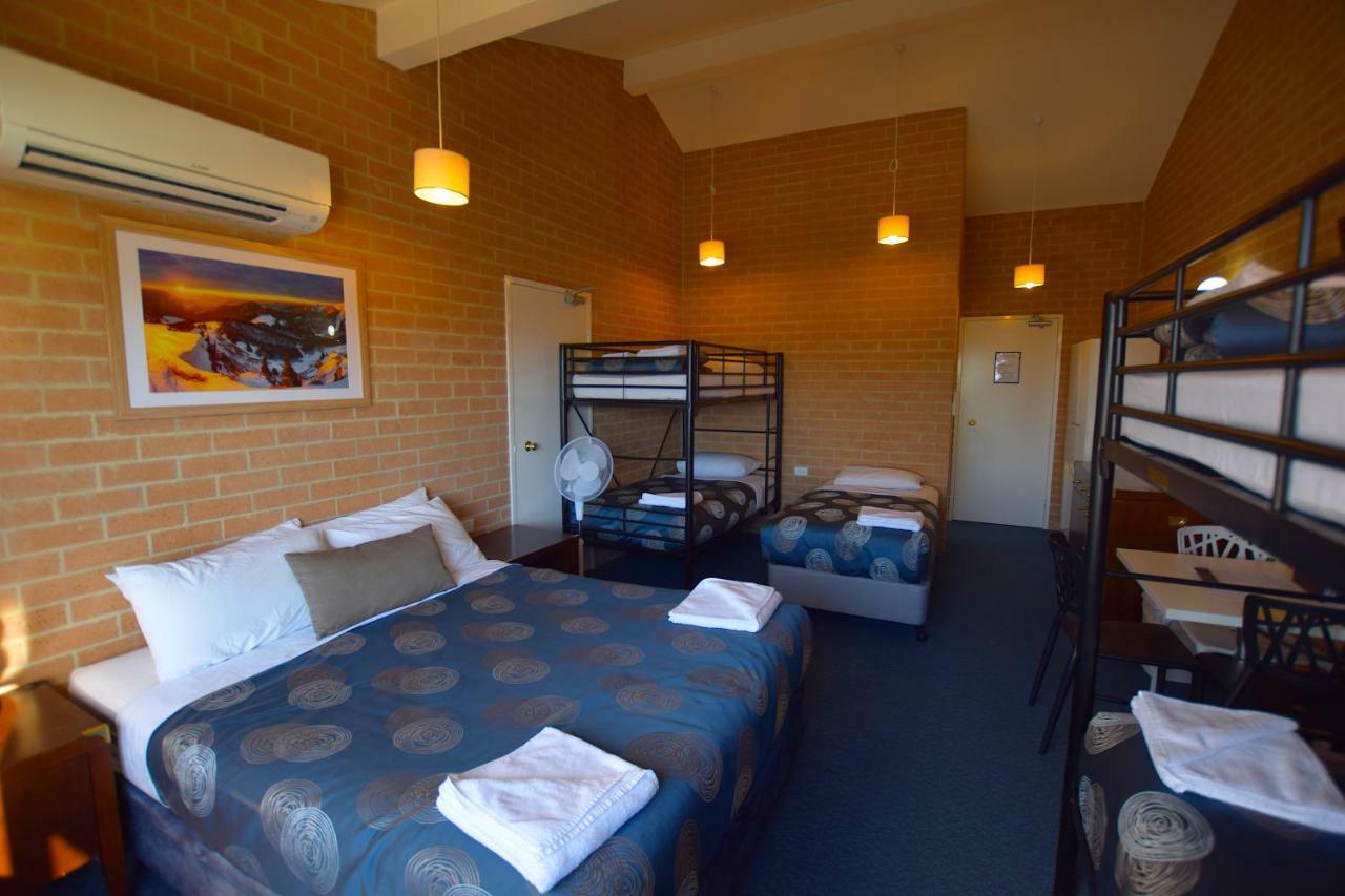 Alpine Resort Motel Jindabyne Exterior photo
